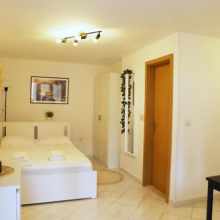 Apartment Ap *